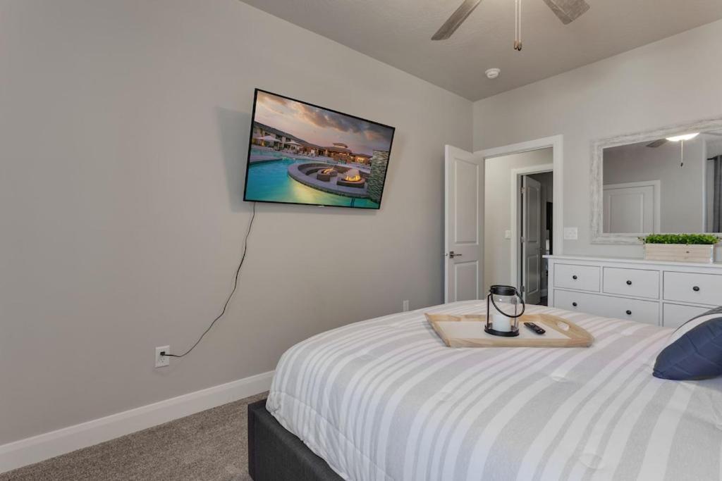 Zion Village 339 3 Bed, 2 And A Half Bath, Game Systems, Mister System, And Community Pool هوريكاين المظهر الخارجي الصورة