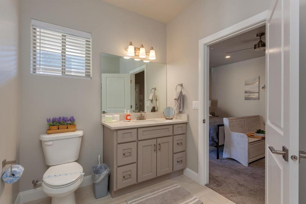 Zion Village 339 3 Bed, 2 And A Half Bath, Game Systems, Mister System, And Community Pool هوريكاين المظهر الخارجي الصورة